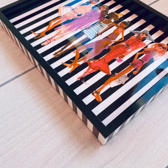 Henri Bendel Tray - Picture 3 of 6